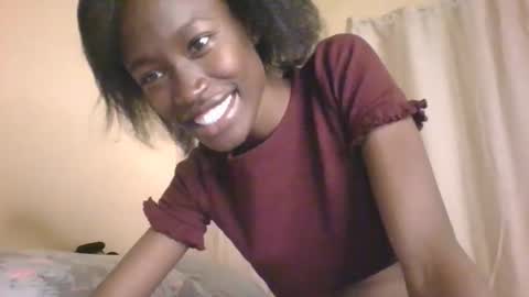 Snapshot of chroe22 chatting on 8, 4, 2026 chroe22 online show from 8, 4, 2026