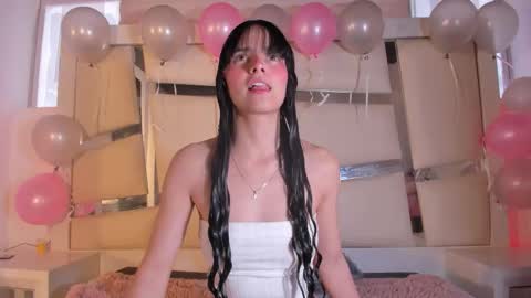 instagram chrystaljade.1 online show from 16, 10, 2025