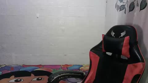 chubbycheeks27 online show from 19, 4, 2026