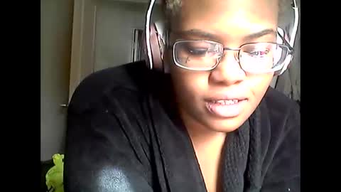 Mommy milf online show from 26, 4, 2026