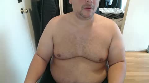 Snapshot of chubbyvix chatting on 16, 10, 2025 AstorYvr online show from 16, 10, 2025