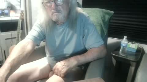 Snapshot of chuck3355257141 chatting on 16, 7, 2026 chuck3355257141 online show from 16, 7, 2026