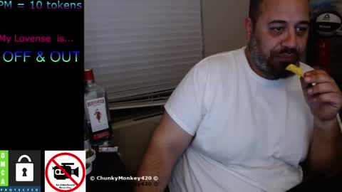 Snapshot of chunkymonkey420 chatting on 14, 2, 2025 Spencer Smokey Bear online show from 14, 2, 2025