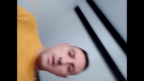 Snapshot of ciaoneciaone25 chatting on 6, 12, 2024 ciaoneciaone25 online show from 6, 12, 2024