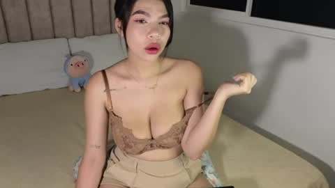 Snapshot of cielo_18d chatting on 26, 6, 2026 Mia online show from 26, 6, 2026