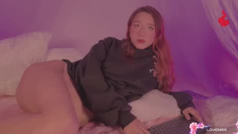 Sofi Eva and Mey online show from 25, 10, 2025