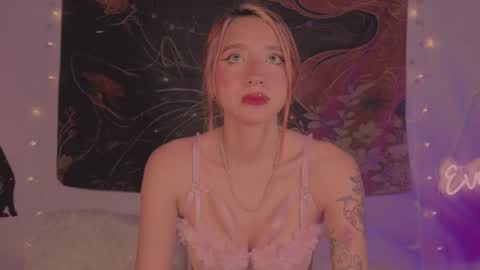 Sofi Eva and Mey online show from 8, 2, 2026