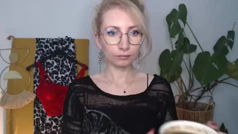 Cinderella online show from 13, 4, 2026