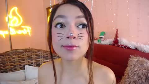 Snapshot of cinnamon_bite chatting on 7, 1, 2026 cinnamon_bite online show from 7, 1, 2026