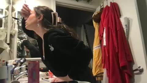 Carmen online show from 6, 4, 2026