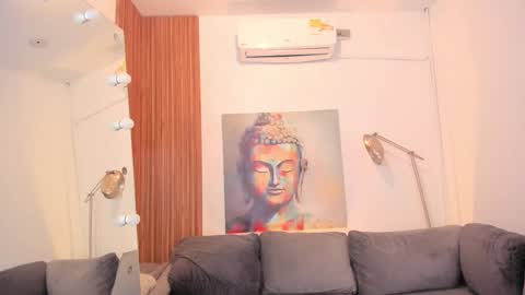 Cintia online show from 27, 11, 2025