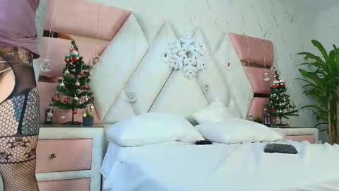 Cinthiafosters online show from 22, 12, 2024