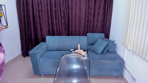  CINTIA  online show from 5, 11, 2025