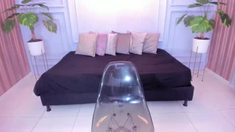  CINTIA  online show from 7, 3, 2026