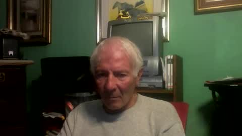 Snapshot of ciuk chatting on 15, 10, 2025 ciuk online show from 15, 10, 2025