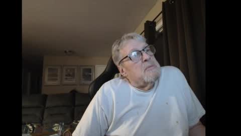 Snapshot of cjscout chatting on 4, 12, 2024 cjscout online show from 4, 12, 2024