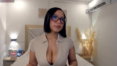 Claire 3 online show from 14, 1, 2026