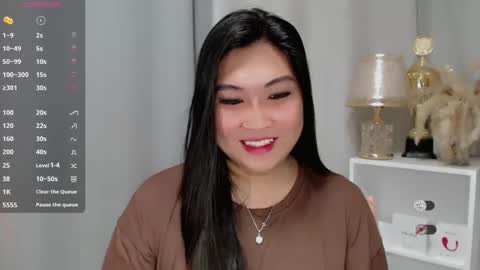 Snapshot of claire_wntr chatting on 26, 4, 2026 CLAIRE online show from 26, 4, 2026