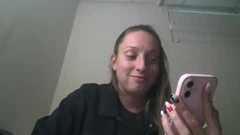 clairebearx3 online show from 22, 10, 2025