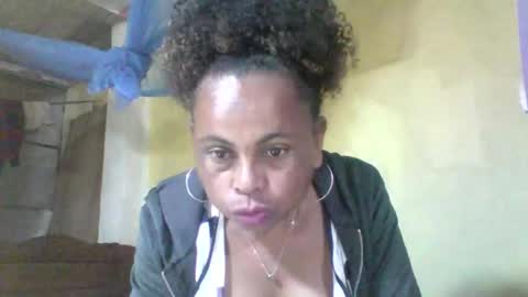 clairette9794 online show from 10, 6, 2026