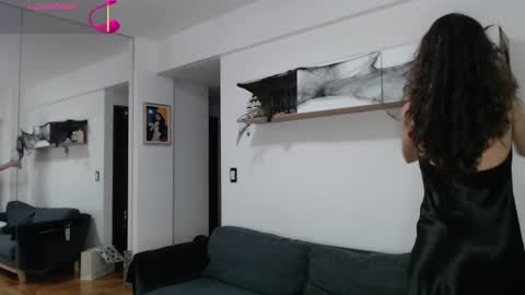 Snapshot of clairevarhol chatting on 5, 10, 2025 clairevarhol online show from 5, 10, 2025