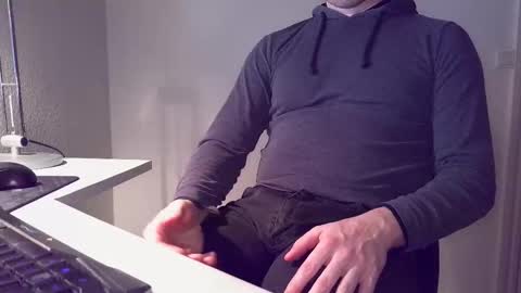 clamshive7 online show from 25, 3, 2026