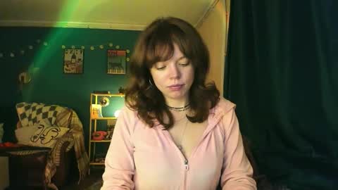 Snapshot of clancyosbourne chatting on 26, 10, 2025 Clancy online show from 26, 10, 2025