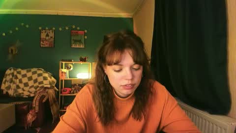 Snapshot of clancyosbourne chatting on 29, 10, 2025 Clancy online show from 29, 10, 2025