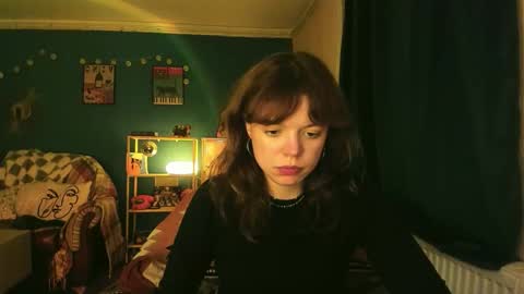 Snapshot of clancyosbourne chatting on 2, 11, 2025 Clancy online show from 2, 11, 2025