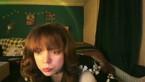 Snapshot of clancyosbourne chatting on 6, 11, 2025 Clancy online show from 6, 11, 2025