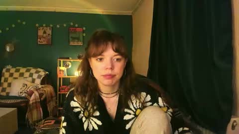 Snapshot of clancyosbourne chatting on 13, 11, 2025 Clancy online show from 13, 11, 2025