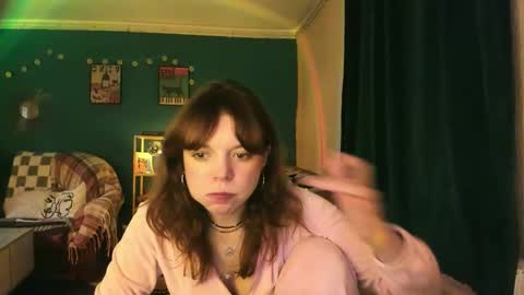 Snapshot of clancyosbourne chatting on 26, 11, 2025 Clancy online show from 26, 11, 2025