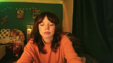 Snapshot of clancyosbourne chatting on 27, 11, 2025 Clancy online show from 27, 11, 2025