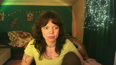 Snapshot of clancyosbourne chatting on 15, 4, 2026 Clancy online show from 15, 4, 2026