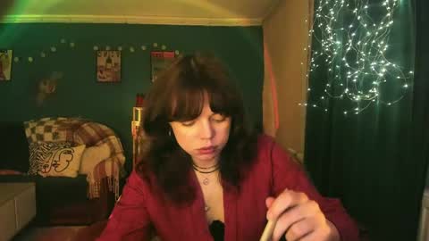 Snapshot of clancyosbourne chatting on 16, 4, 2026 Clancy online show from 16, 4, 2026