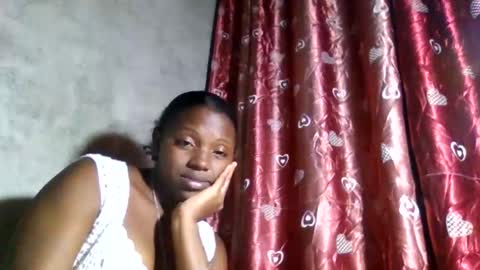 Snapshot of clarisse98 chatting on 21, 5, 2026 clarisse98 online show from 21, 5, 2026