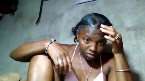 Snapshot of clarisse98 chatting on 24, 5, 2026 clarisse98 online show from 24, 5, 2026
