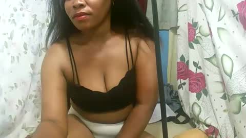 Snapshot of clarissiaa chatting on 24, 11, 2025 clarissiaa online show from 24, 11, 2025