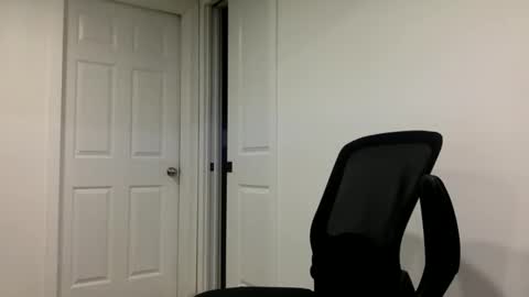 Clarke Cock online show from 7, 3, 2026