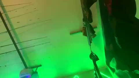 clarkshammer95 online show from 16, 10, 2025