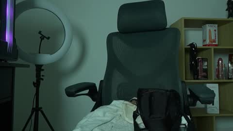 Cleo Adams online show from 2, 12, 2025