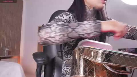 Cleo Adams online show from 27, 2, 2026