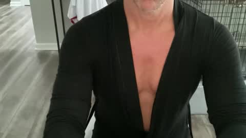 Snapshot of clemike69 chatting on 24, 10, 2025 clemike69 online show from 24, 10, 2025