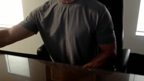 clemike69 online show from 13, 4, 2026