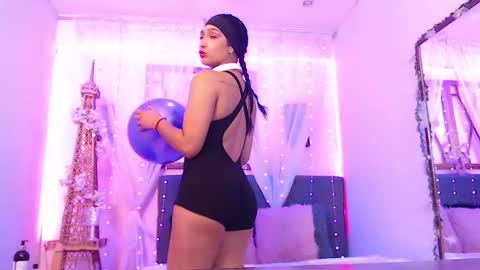 Cleo  online show from 11, 10, 2025