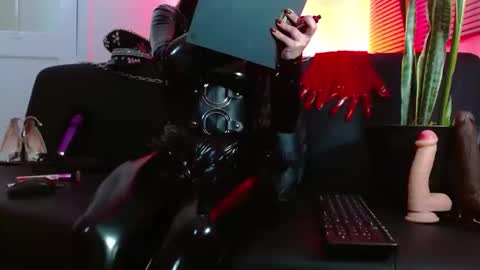 Snapshot of cleodoranoir chatting on 18, 2, 2026 cleodoranoir online show from 18, 2, 2026