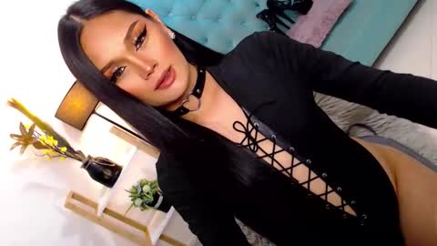 Snapshot of cleofex chatting on 28, 10, 2025 Cleo online show from 28, 10, 2025