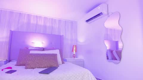 . Cleo Jhonson . online show from 23, 1, 2025