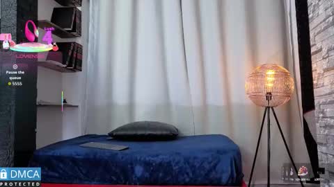 Snapshot of clhoee_ chatting on 9, 10, 2025 Clhoe online show from 9, 10, 2025