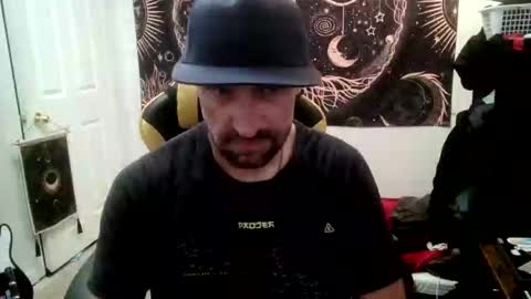 Snapshot of clintwood12 chatting on 19, 9, 2025 chad online show from 19, 9, 2025